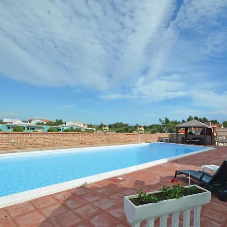 In With Outdoor Swimming Pool *