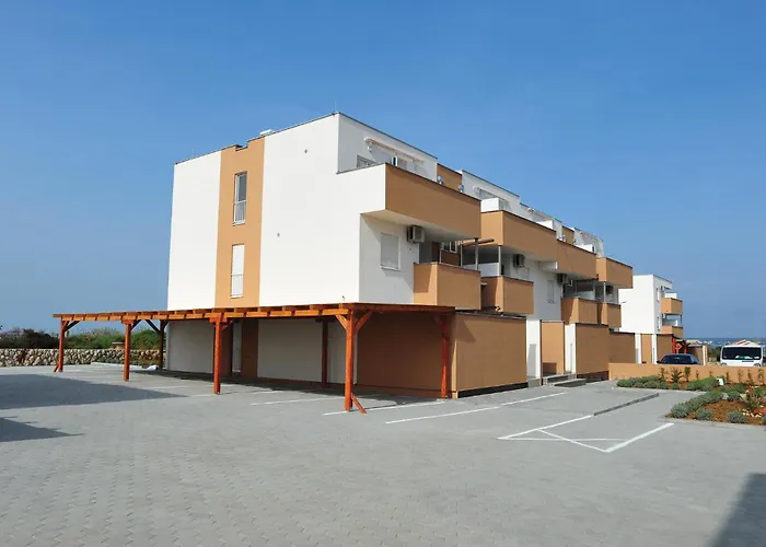 In With Outdoor Swimming Pool Appartement *